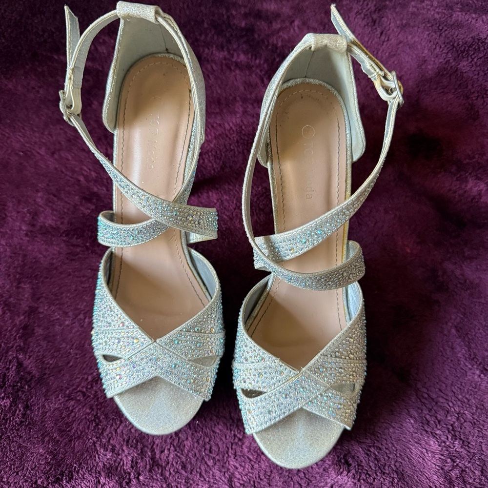 Top Moda Rhinestone Silver Heels